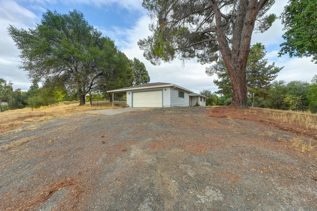 7400 Mountain Avenue