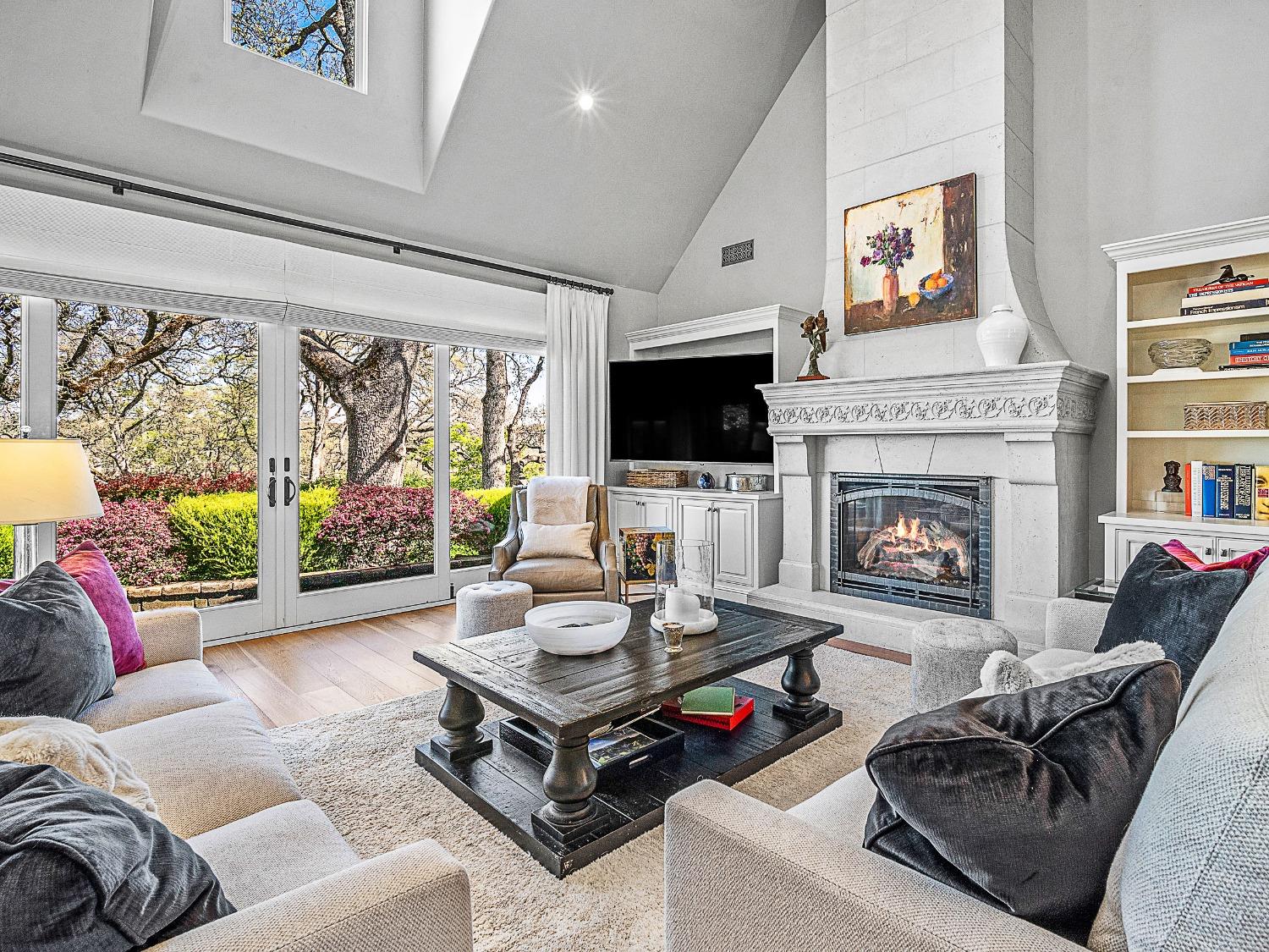 El Dorado Hills, California 95762, United States, 4 Bedrooms Bedrooms, ,4 BathroomsBathrooms,Residential,Active,205721