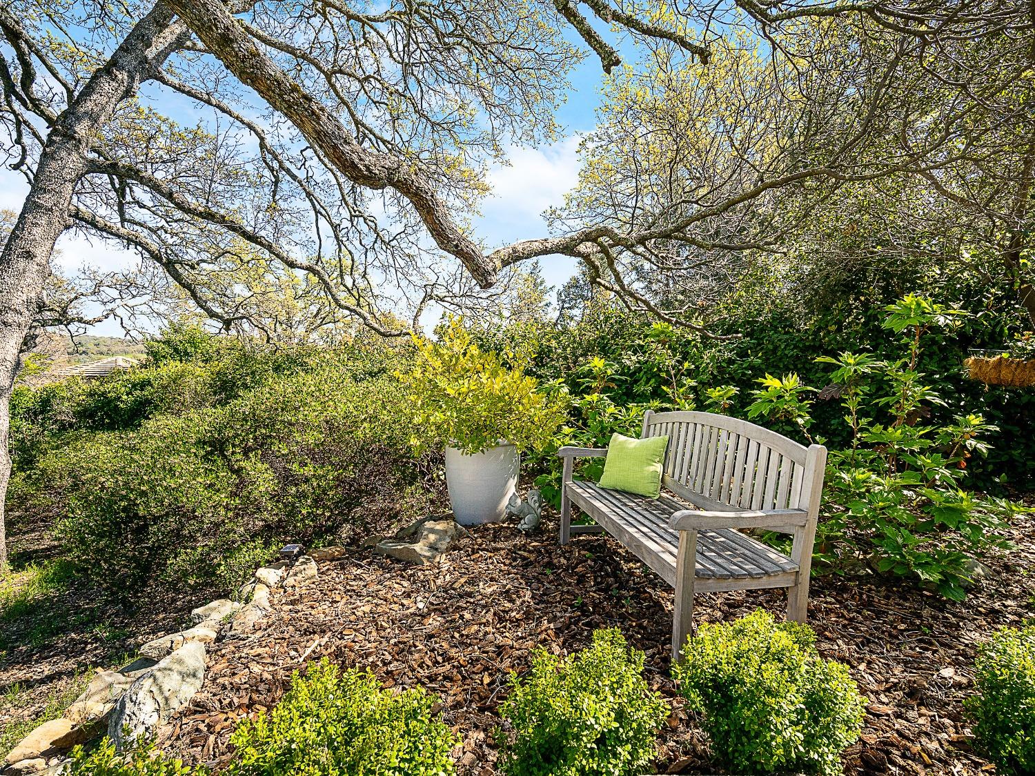 El Dorado Hills, California 95762, United States, 4 Bedrooms Bedrooms, ,4 BathroomsBathrooms,Residential,Active,205721