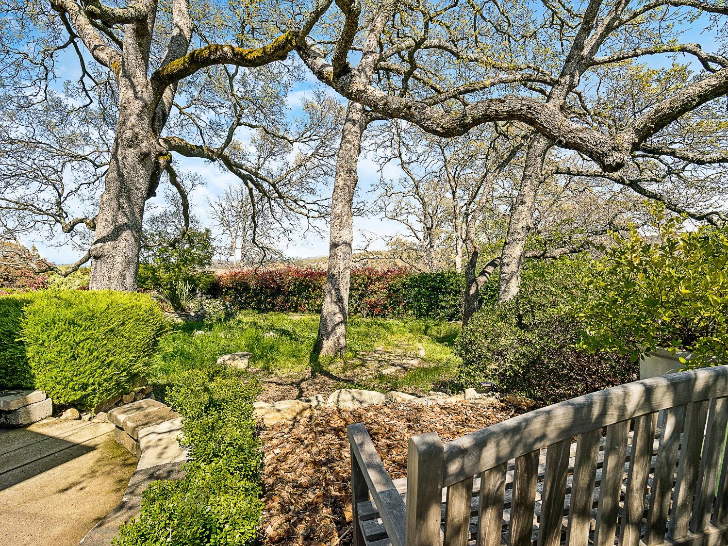 El Dorado Hills, California 95762, United States, 4 Bedrooms Bedrooms, ,4 BathroomsBathrooms,Residential,Active,205721