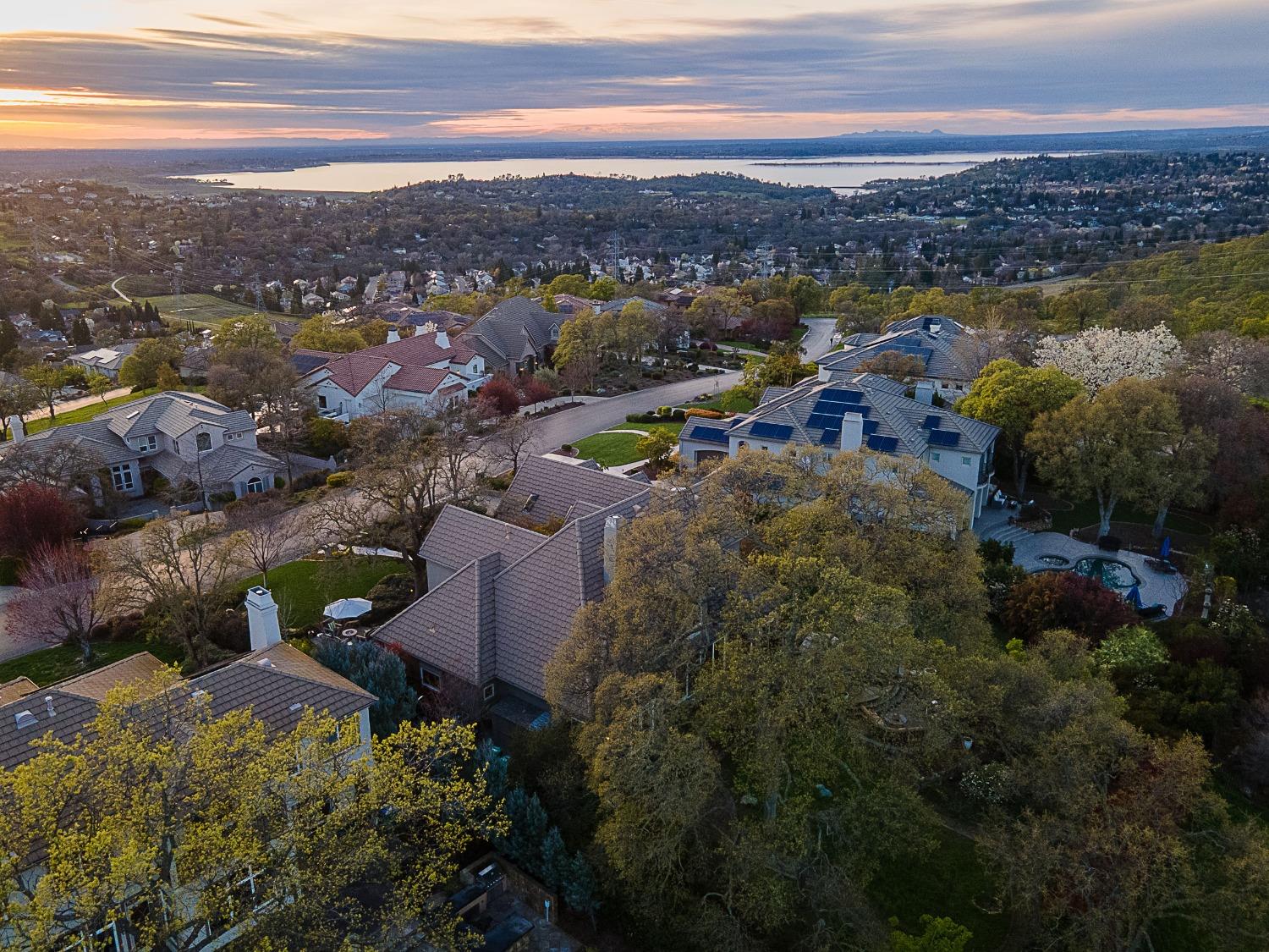 El Dorado Hills, California 95762, United States, 4 Bedrooms Bedrooms, ,4 BathroomsBathrooms,Residential,Active,205721