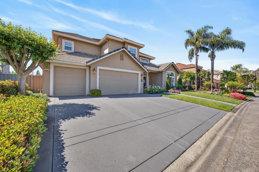 7672 Marina Cove Drive