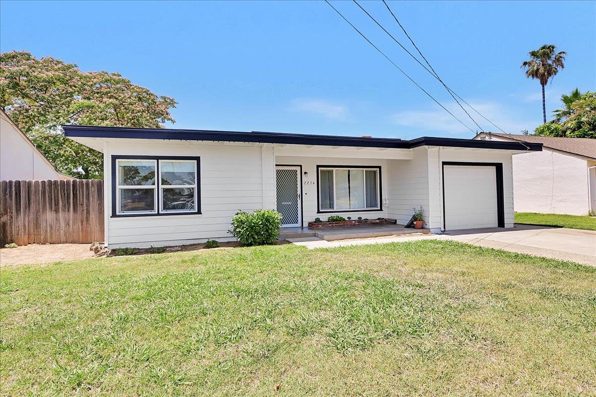 2234 Sampson Street