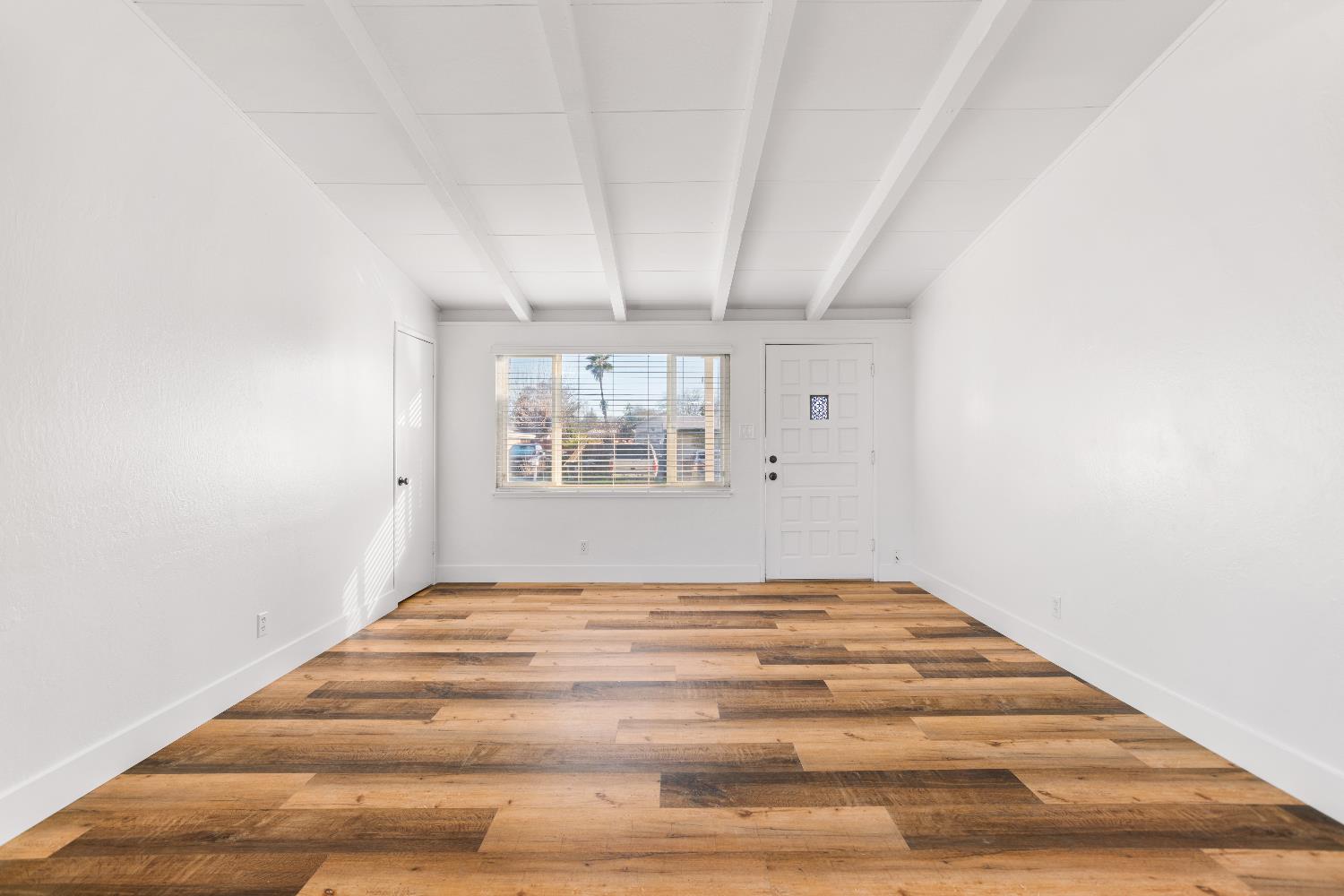 7563 Chula Vista Drive