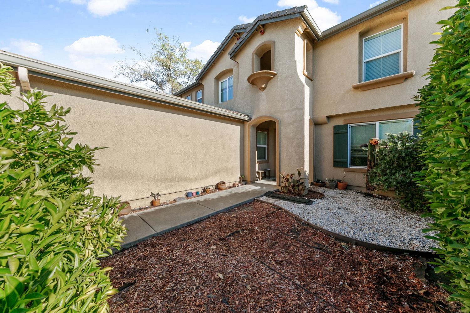 1332 Leighton Grove Drive