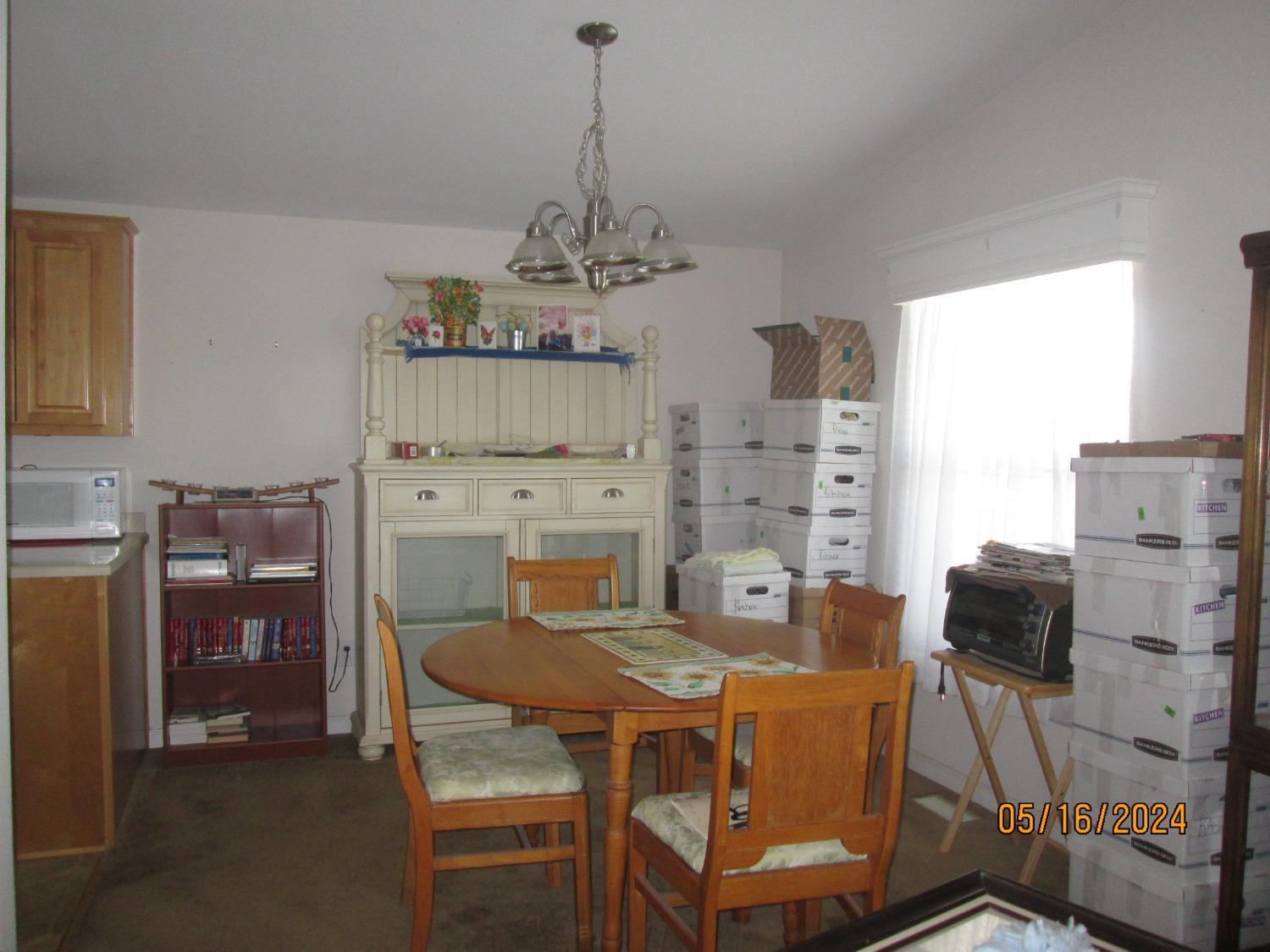 1400 Queen Way 22