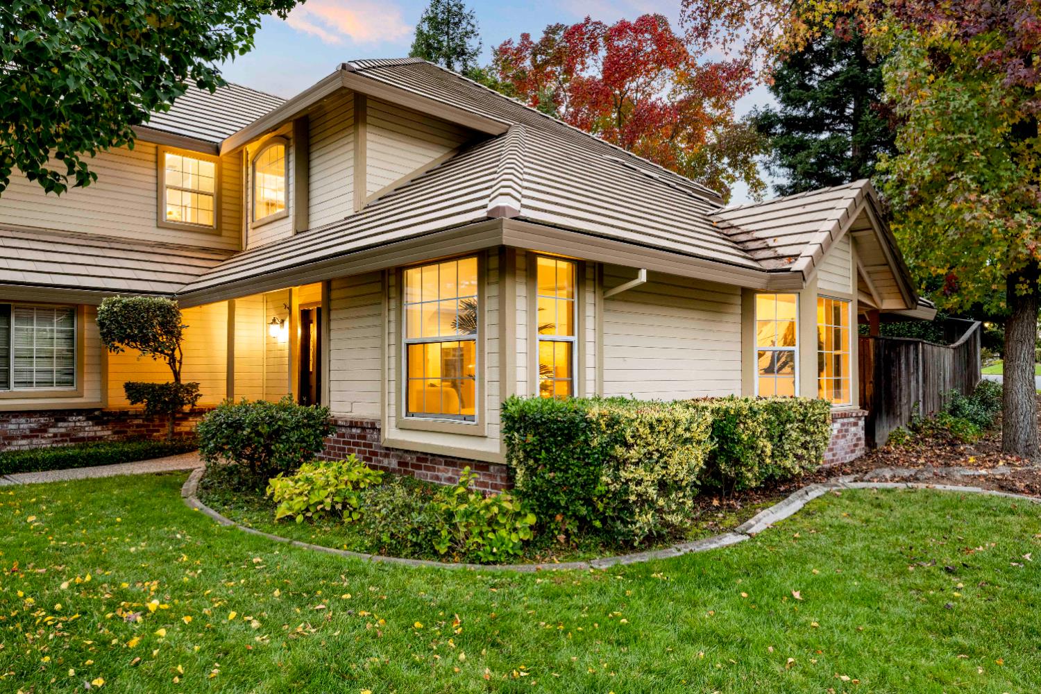 2657 Prestwick Drive