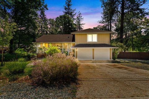11931 Alta Sierra Drive, Grass Valley, CA 95949 - MLS#: 225052894