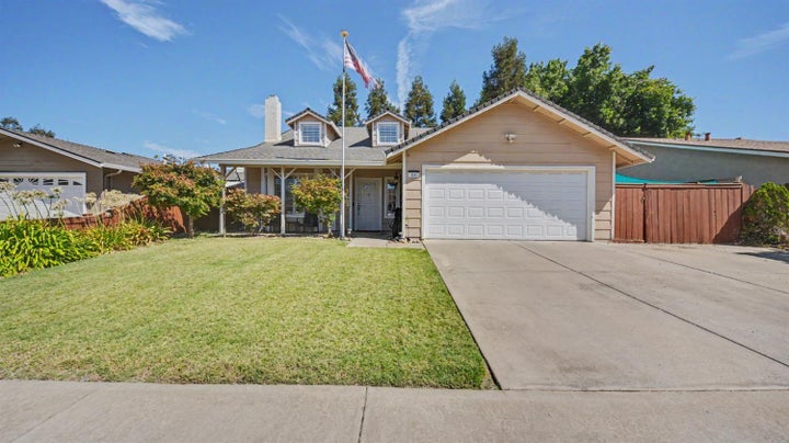 Photo 1 of 29 — 64 Obsidian Drive, Oakdale, CA 95361