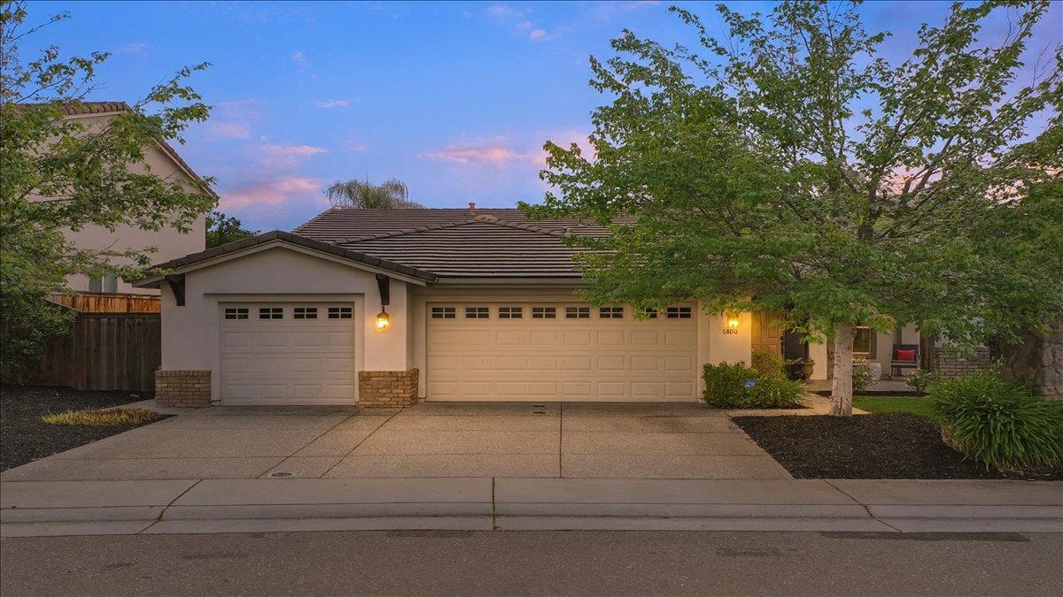 1400 Rose Glen Drive