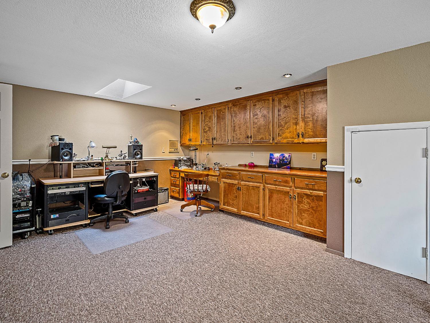 Stockton, California 95212, United States, 5 Bedrooms Bedrooms, ,3 BathroomsBathrooms,Residential,Active,95626