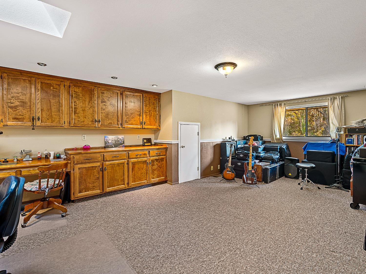 Stockton, California 95212, United States, 5 Bedrooms Bedrooms, ,3 BathroomsBathrooms,Residential,Active,95626