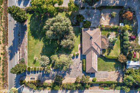 2205 DAVIS Road West Sacramento CA 95691