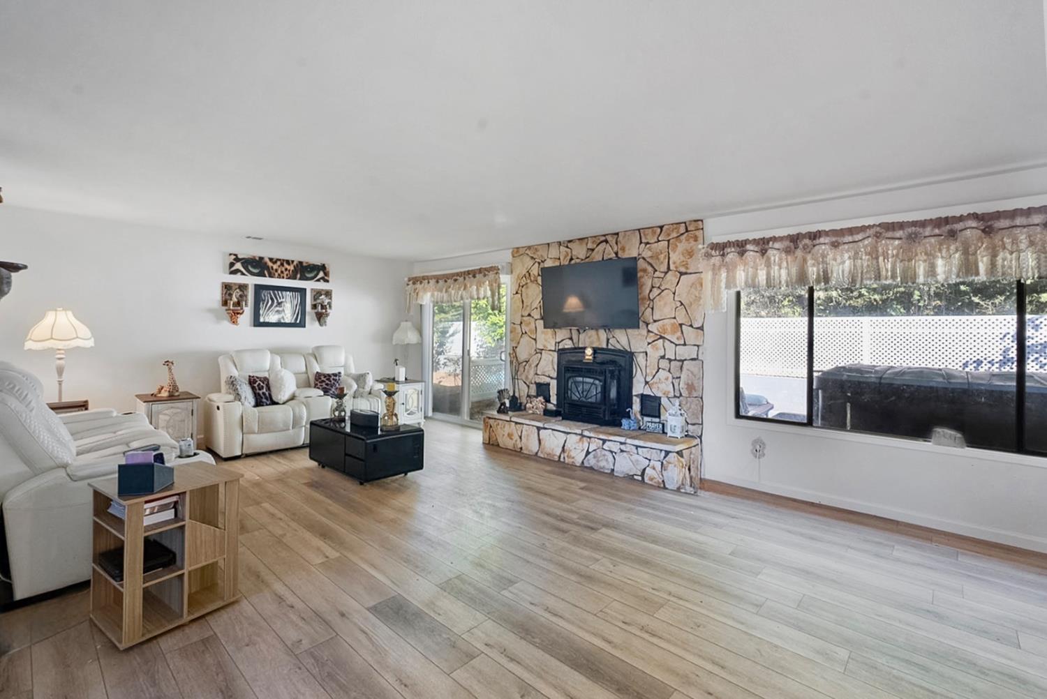 21083 Crystal Falls Drive