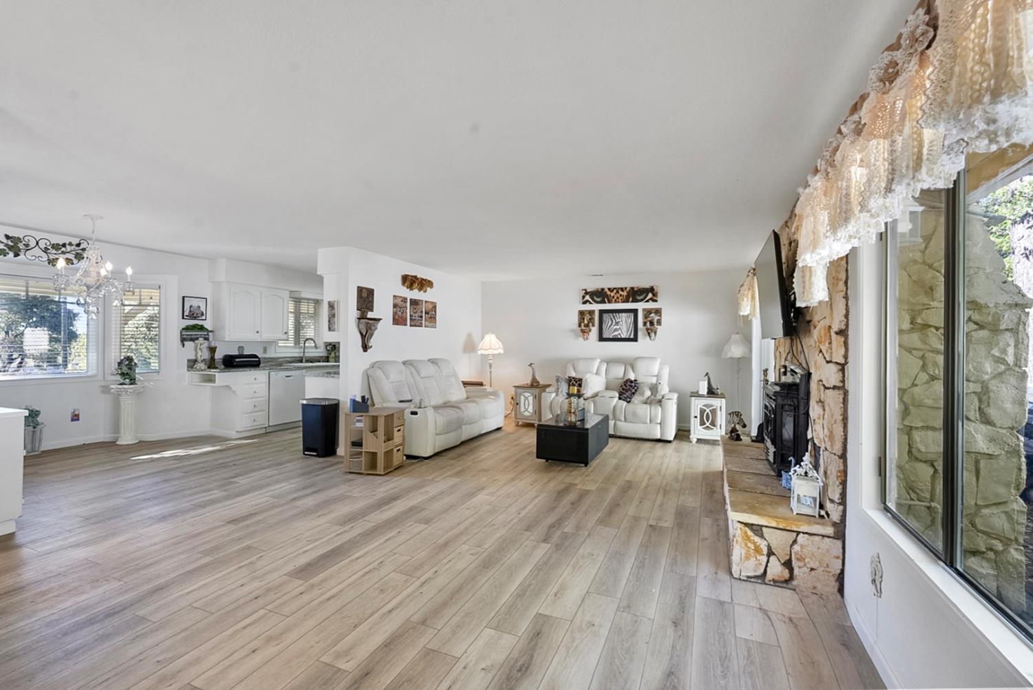 21083 Crystal Falls Drive