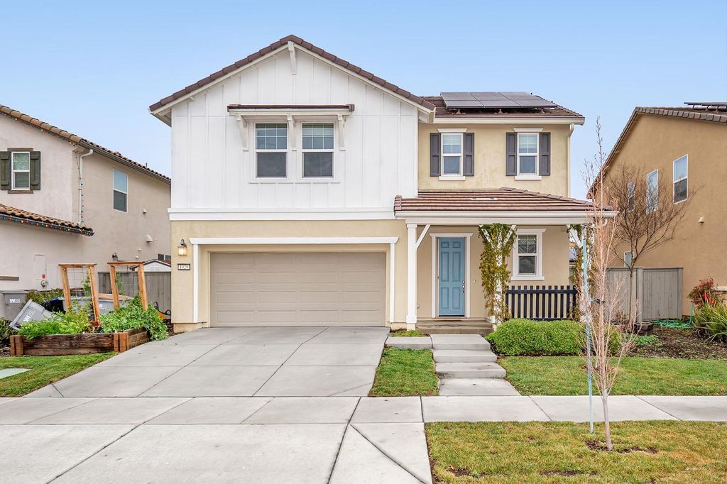 Photo of 1429 Patriot Way, Woodland, CA 95776 (MLS # 225137019)