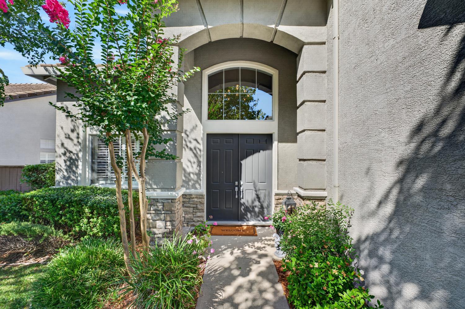 1045 Perazzo Circle