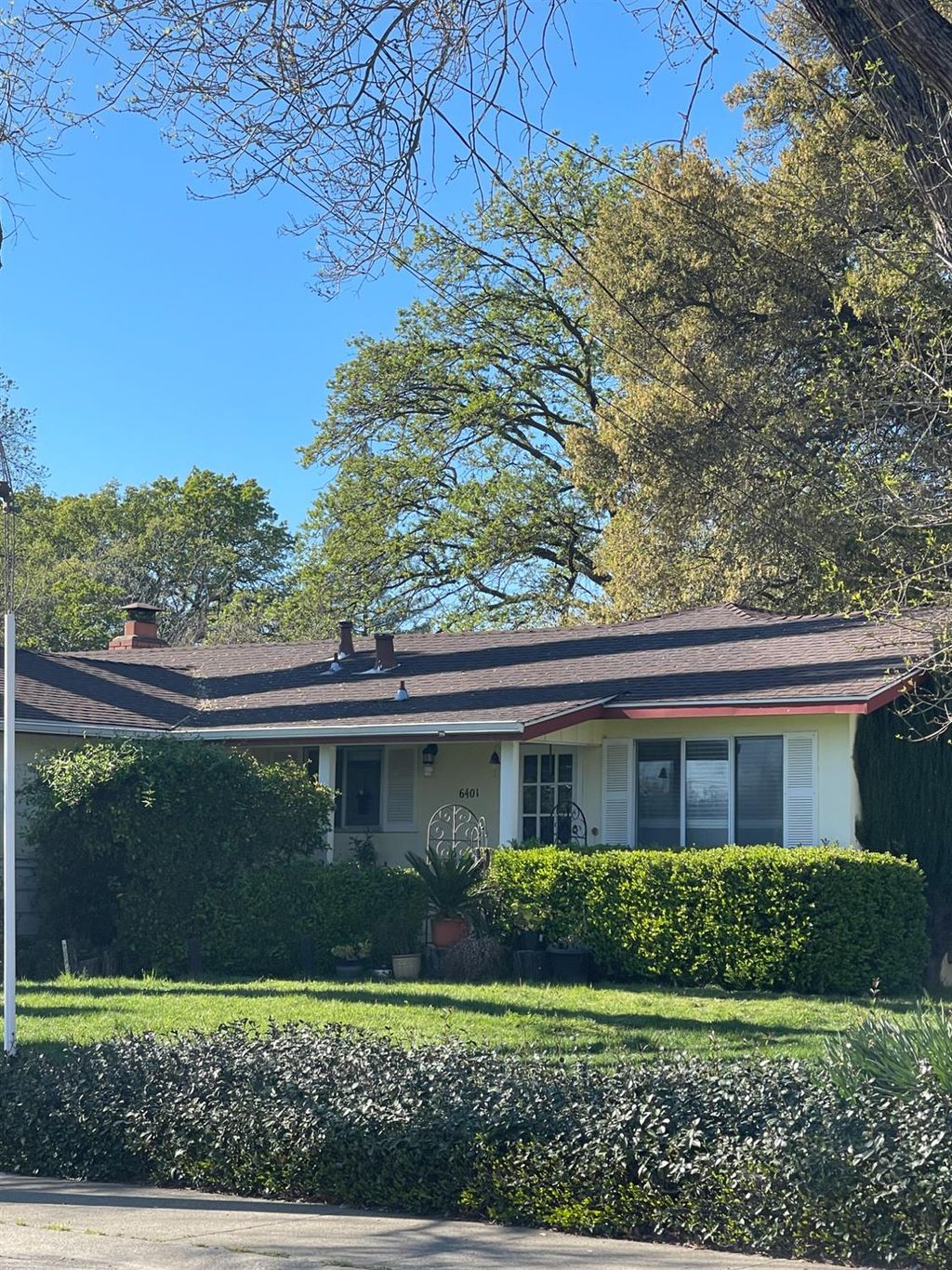 Photo of 6401 Westbrook Drive, Citrus Heights, CA 95621 (MLS # 226026943)