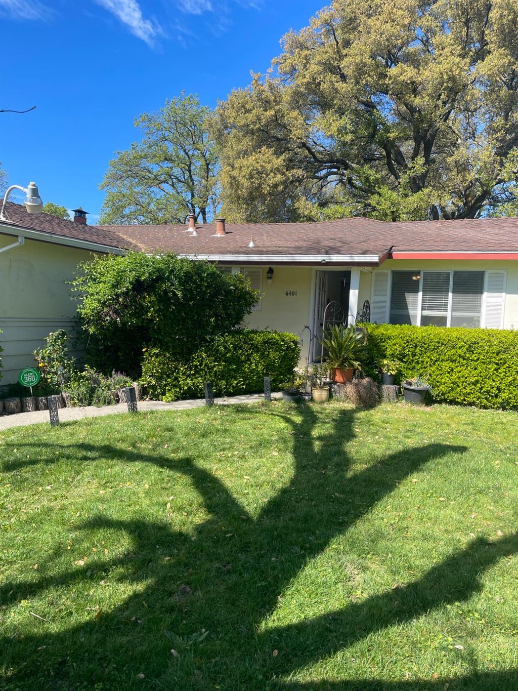 Photo of 6401 Westbrook Drive, Citrus Heights, CA 95621 (MLS # 226026943)