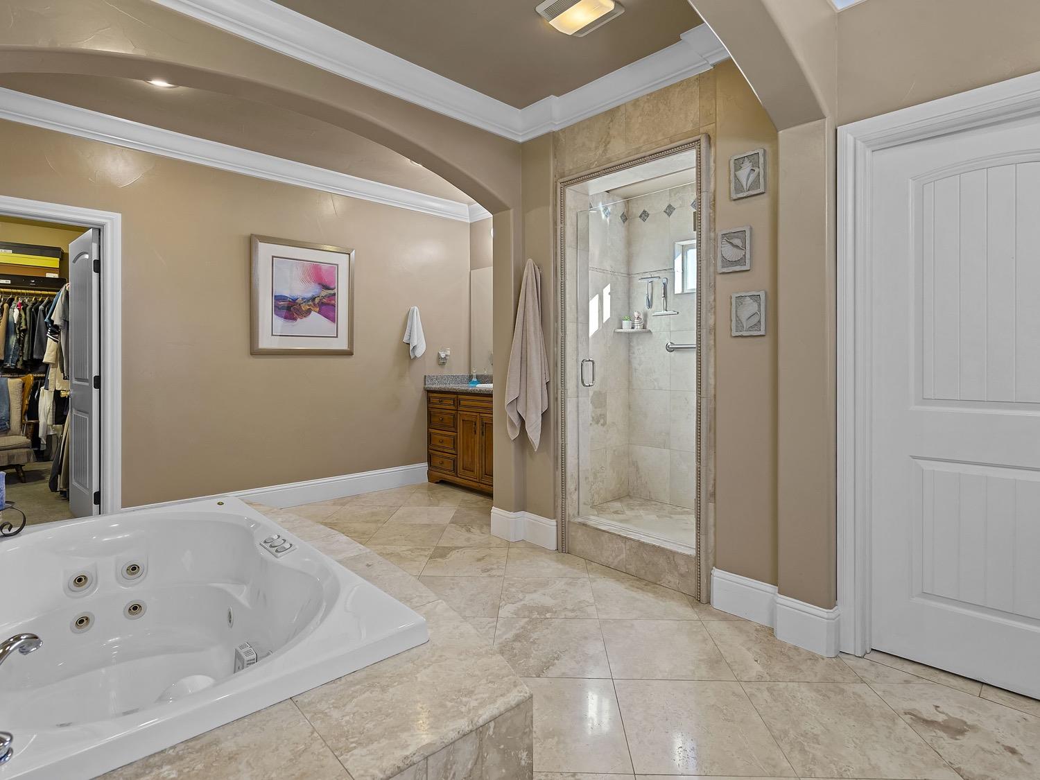 Carmichael, California 95608, United States, 4 Bedrooms Bedrooms, ,3 BathroomsBathrooms,Residential,Active,138607