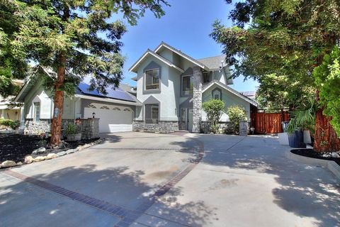 385 Cecelio Way Tracy CA 95376