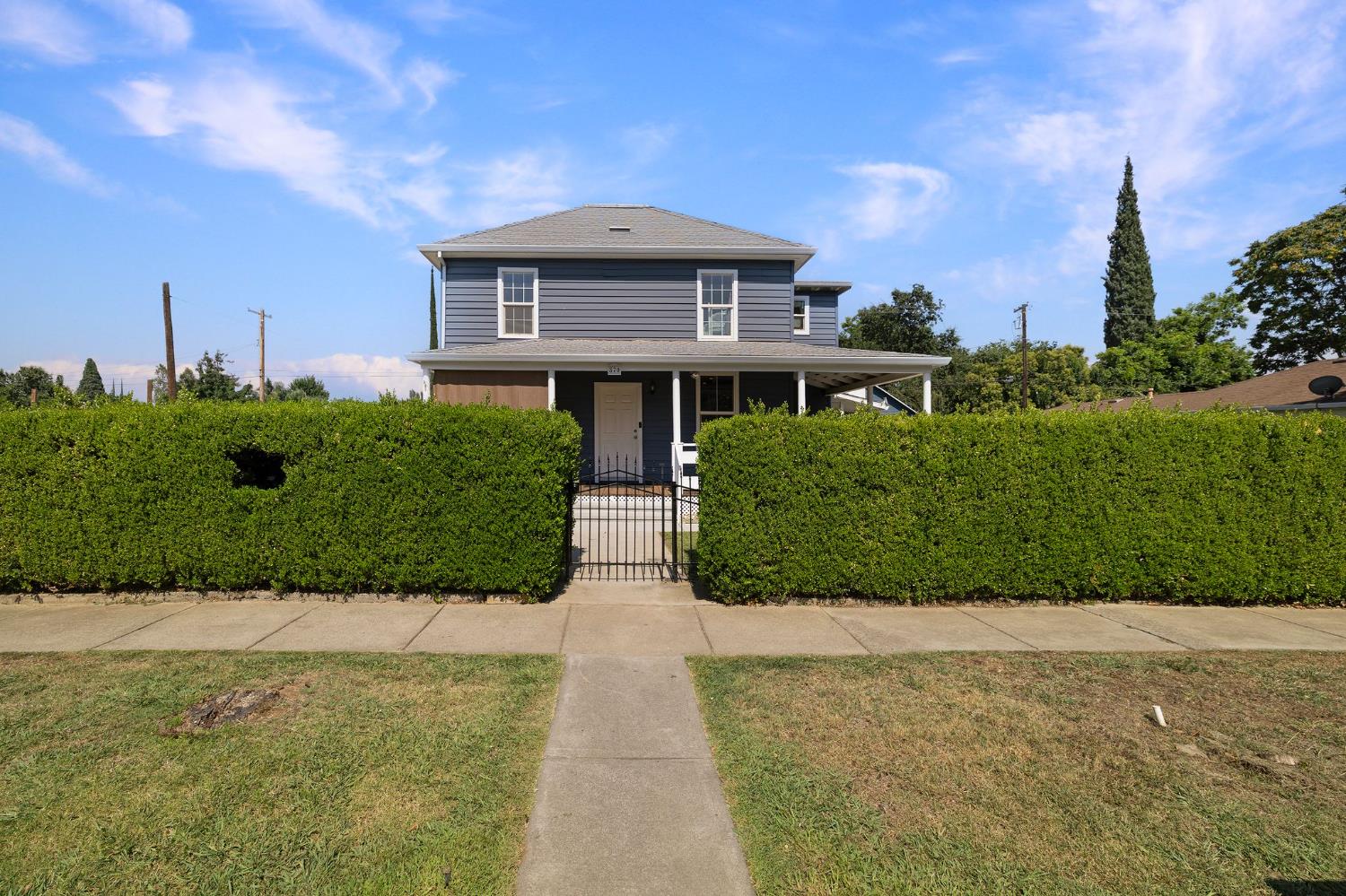 870 Vermont Street
