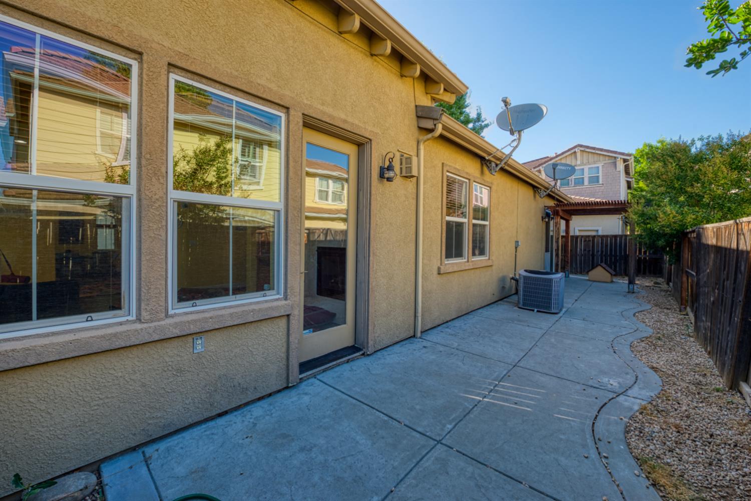9337 Vintner Circle