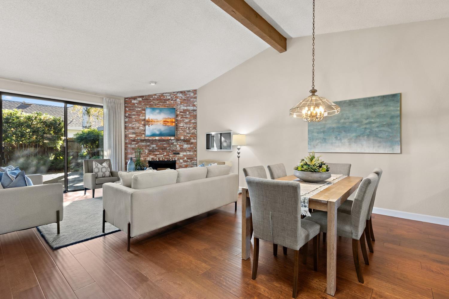 7015 Gloria Drive