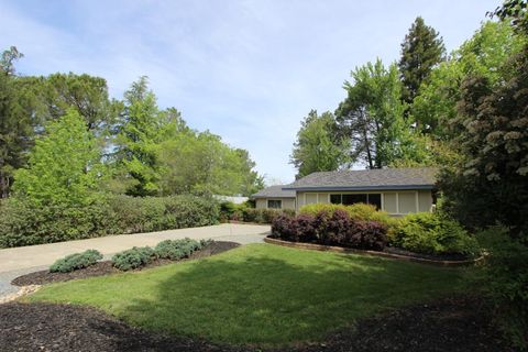 11424 Torrey Pines Drive, Auburn, CA 95602 - MLS#: 225058907