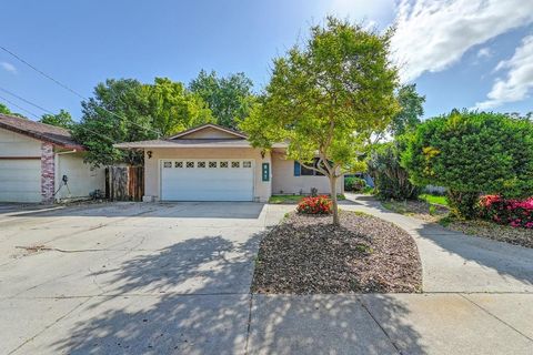 MLS: 225048661