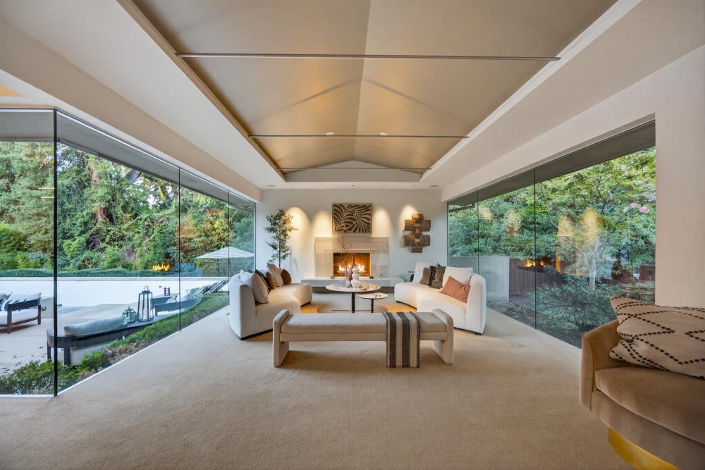 3636 Fair Oaks Boulevard