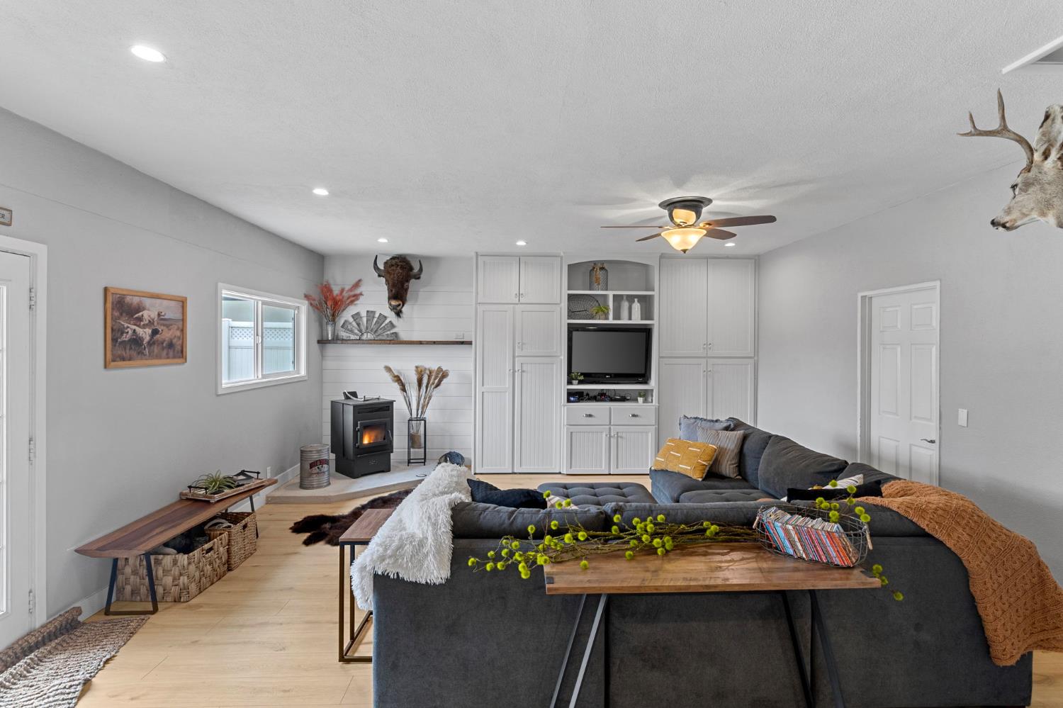 2355 El Capitan Drive