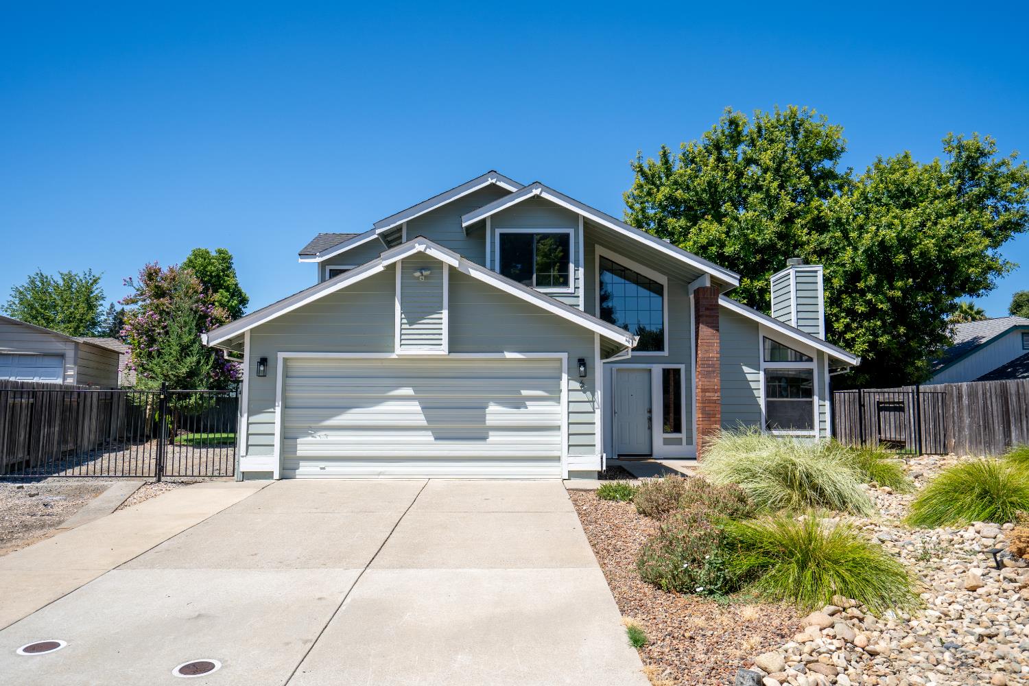 6 River Village Court