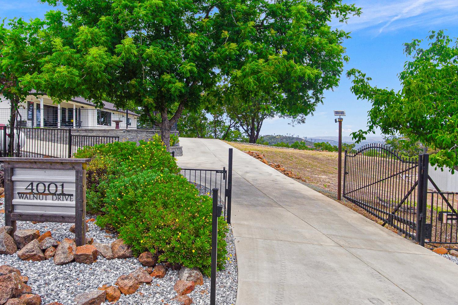 4001 Walnut Drive