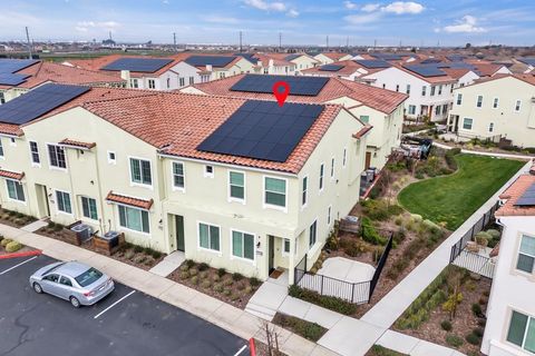 5301 E Commerce Way Unit 37104, Sacramento, CA 95835 - MLS#: 224153991