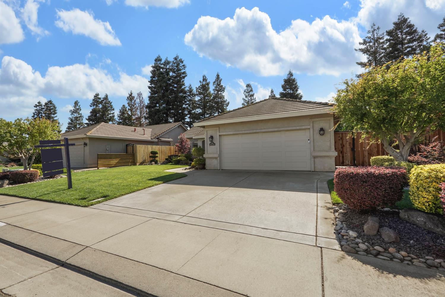1114 Waterford Way