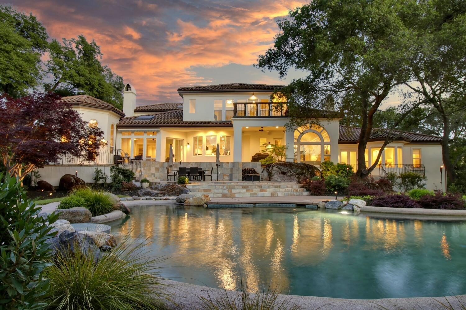 6000 Greystone Place