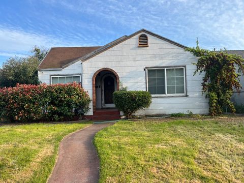 330 E Ellis Street, Stockton, CA 95204 - MLS#: 225034781