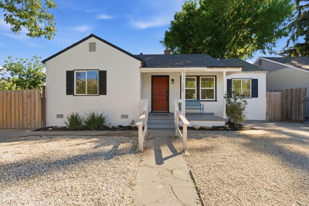 Photo of 3700 24th Avenue, Sacramento, CA 95820 (MLS # 226037853)