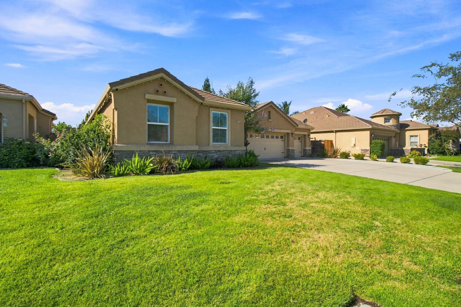 1092 Heartland Drive