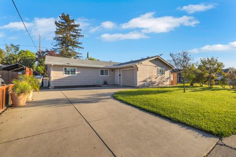 134 Buckeye Street Woodland CA 95695