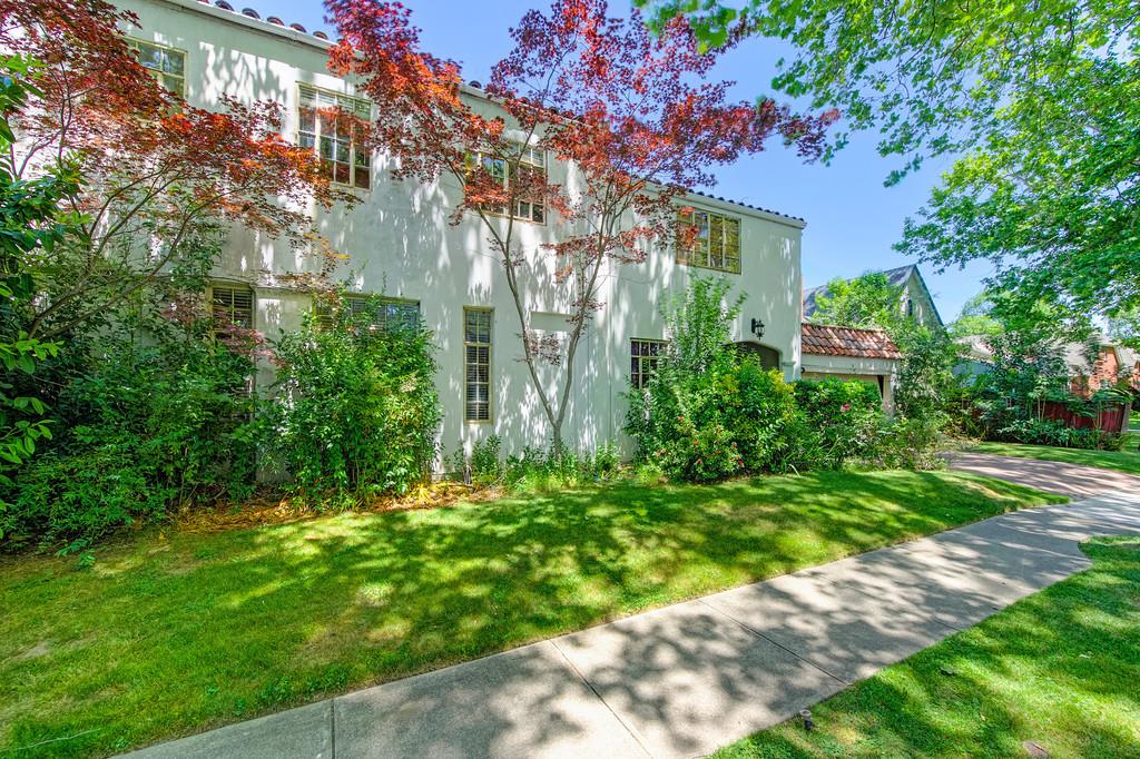 1701 4th Avenue