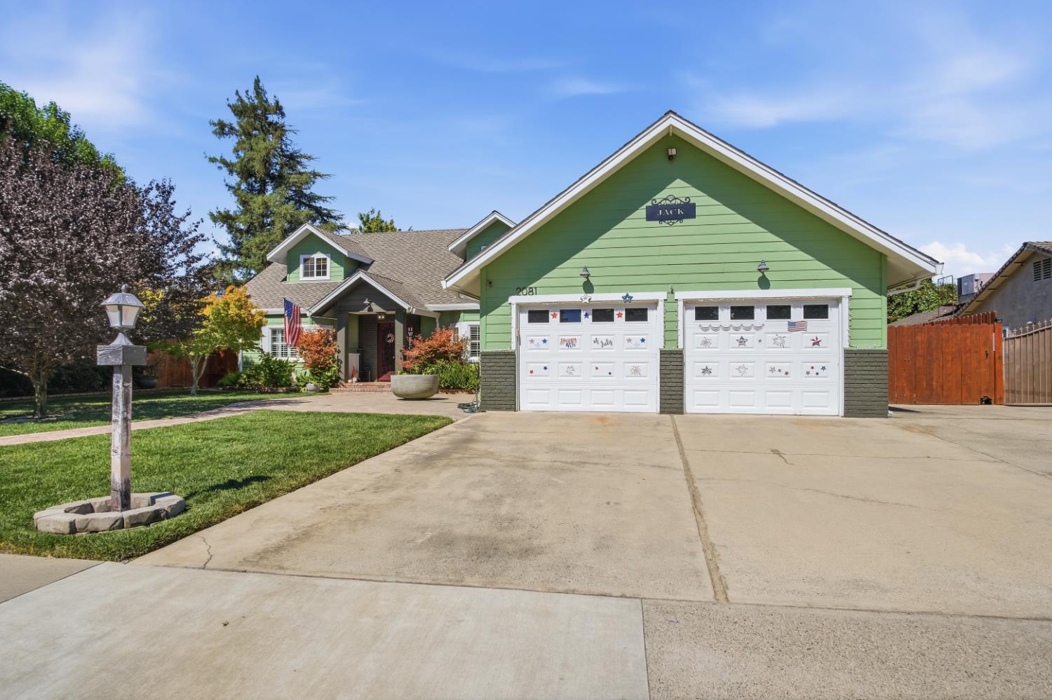 2081 Drew Avenue