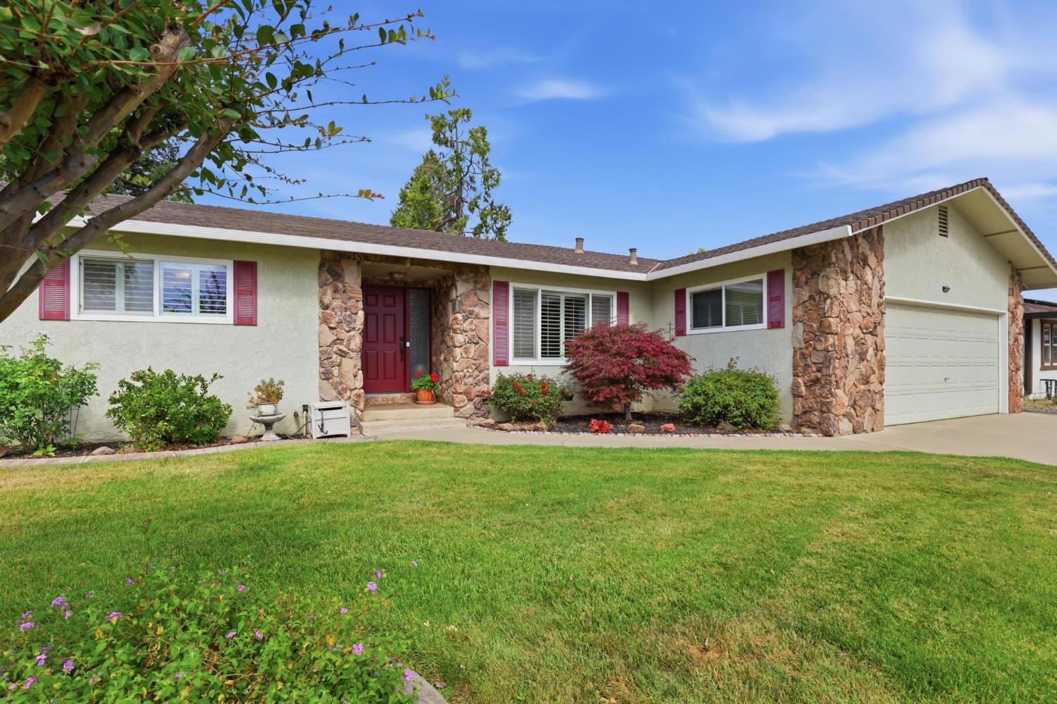 1245 Kimberly Drive