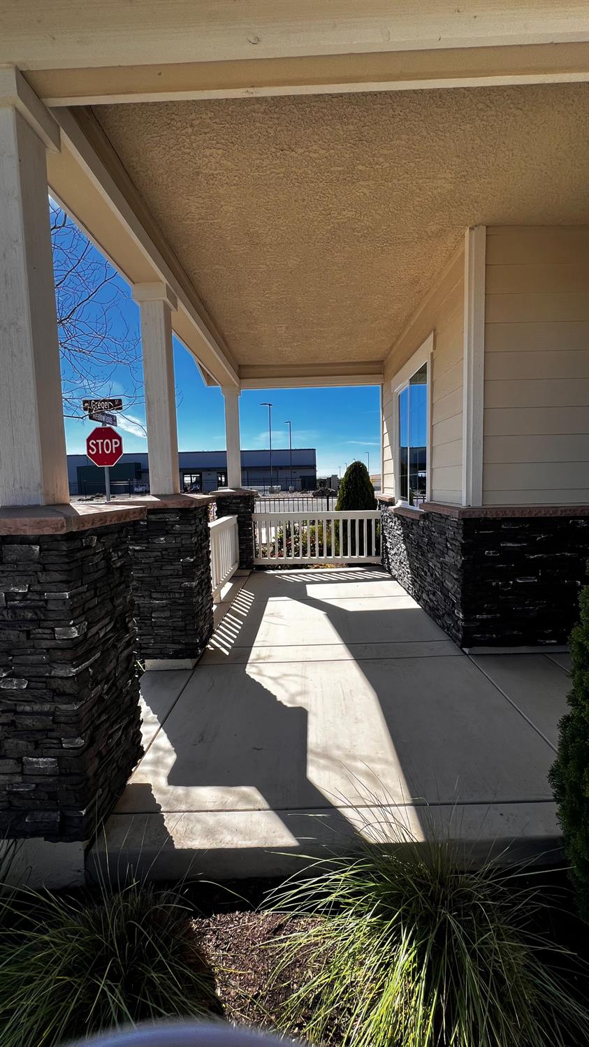 1034 Meadowlands Drive