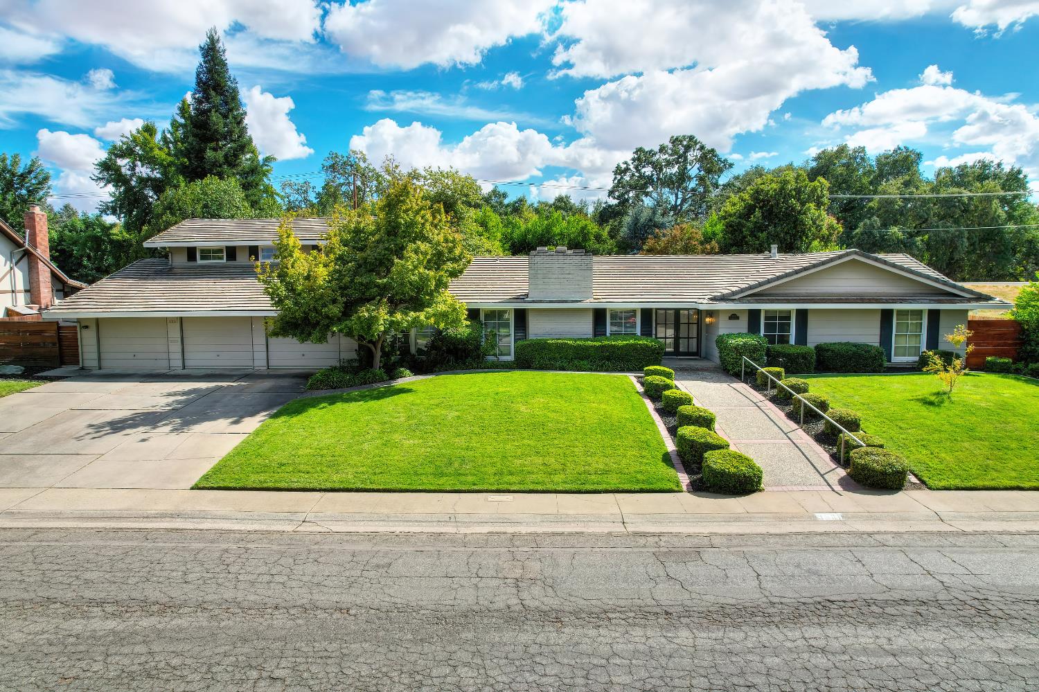 3930 Crondall Drive