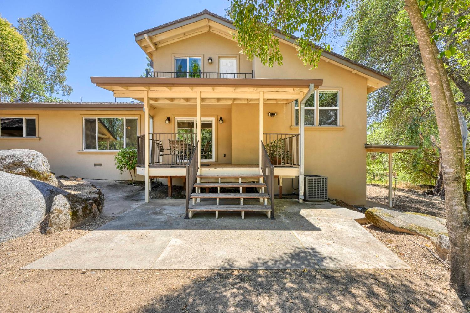 8603 Angeli Lane