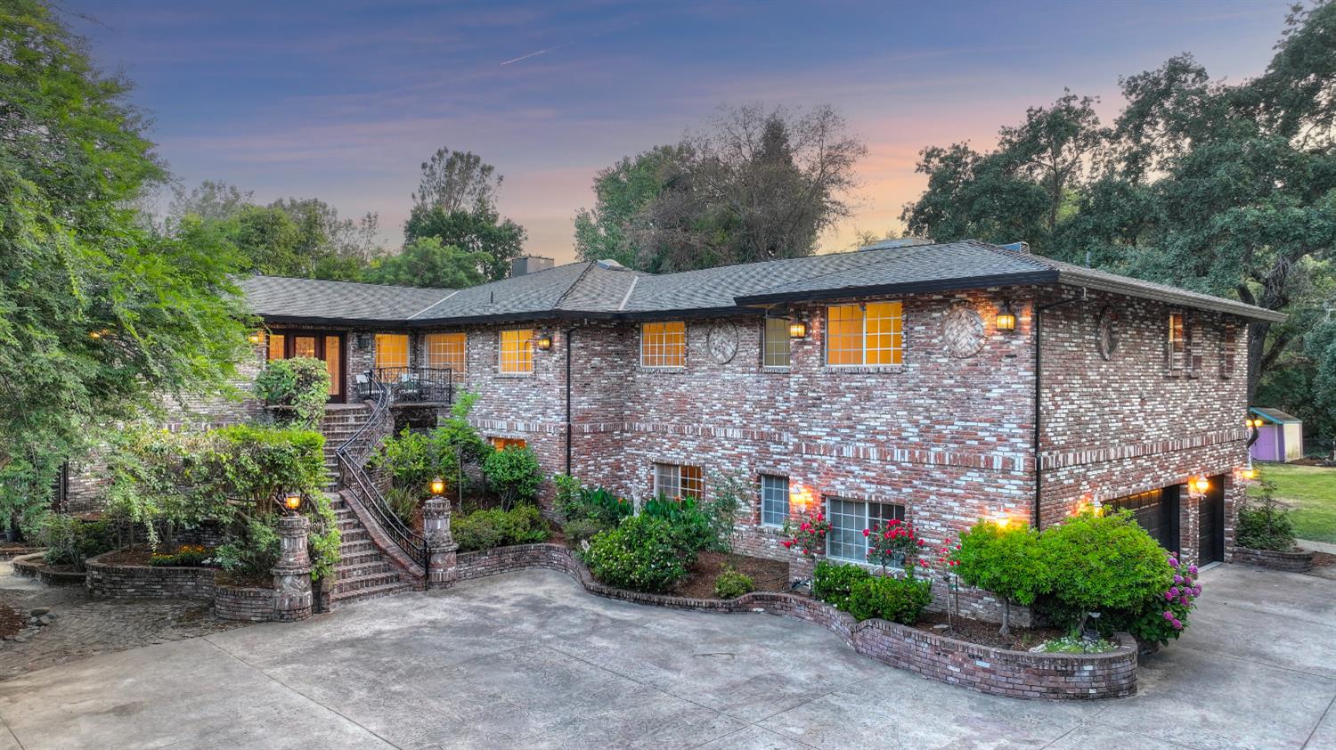 5020 Shady Creek Lane