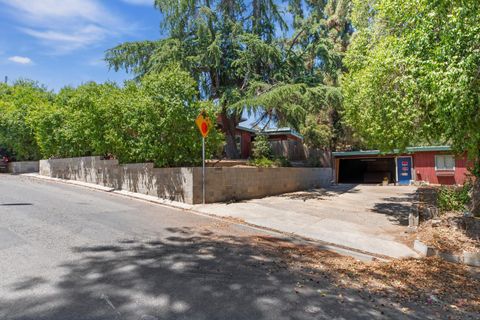 207 Lane Street Modesto CA 95354