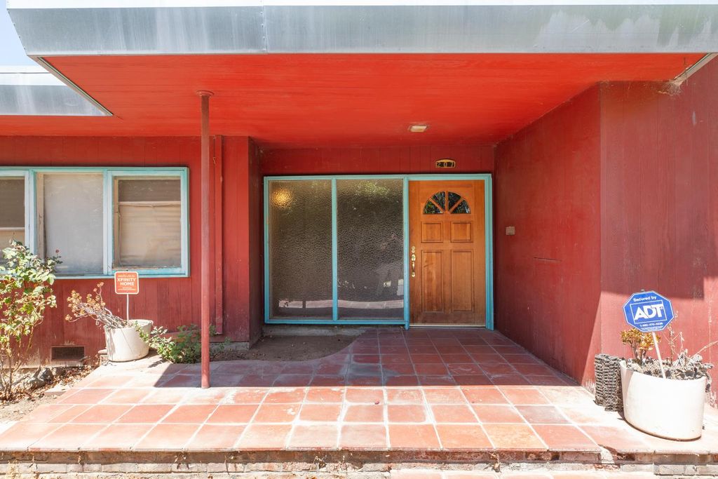 Photo of 207 Lane Street, Modesto, CA 95354 (MLS # 226023634)